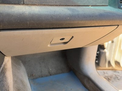2004-2006 Cadillac Srx Glove Box Assembly Complete Door With Latch Oem Gray 132