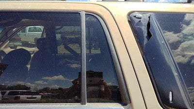 98-02 Lincoln Navigator Driver Left Rear Vent Window Back Door Glass With Frame