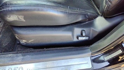 2005 Hyundai Xg350 Driver Left Side Power Seat Switch With Trim Panel Oem Black