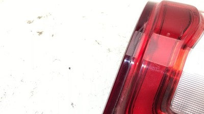 2019 Dodge Ram 2500 Passenger Right Tail Light Oem Brake Lamp Cracked Led