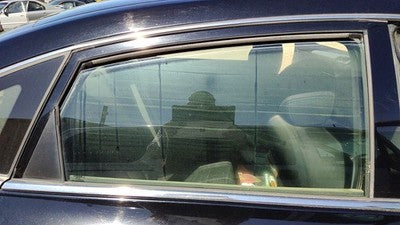 2013-2019 Nissan Sentra Passenger Right Rear Side Window Door Glass Oem Back