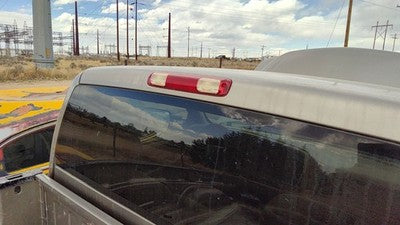 2002 Chevy Silverado 2500 Third Brake Light Middle Lamp Oem