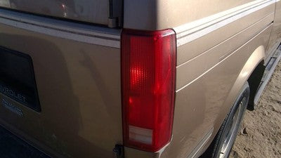 1985-2005 Chevy Astro Passenger Right Tail Light Oem Brake Lamp Rear 05978024