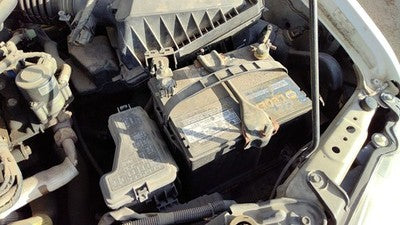 2000-2006 Nissan Sentra Complete Battery Box Mount Tray With Hold Down Oem 1.8L
