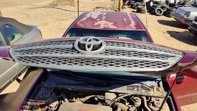 2002-2006 Toyota Camry Front Grille Assembly Oem 53101Aa020