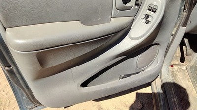 04-07 Caravan Driver Left Front Door Trim Panel With Master Switch Slate Gray D5