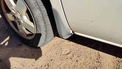 2007 Dodge Caravan Driver Left Moulding From Fender Oem Trim Strip White Pw1