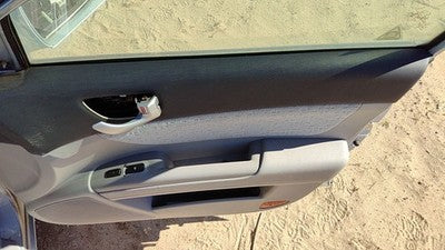 06-07 Hyundai Sonata Passenger Right Front Door Trim Panel With Switches Fz Gray
