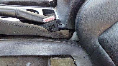 2012-2015 Vw Passat Driver Left Front Seat Belt Buckle Receiver Oem Black Tb