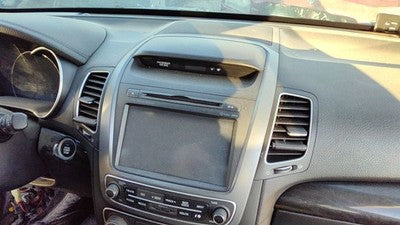 2014 Kia Sorento Trim Bezel Around Radio Surround Dash Panel Oem