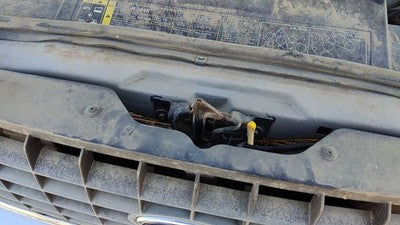 2002-2005 Ford Explorer Hood Latch Assembly With Bracket Oem