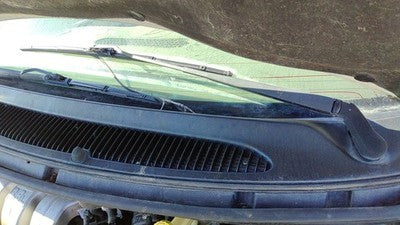 1996-02 Town & Country Driver Left Windshield Wiper Arm Oem Blade Lever 4717365
