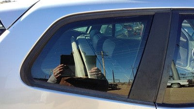 2004-2010 Bmw X3 Passenger Right Rear Quarter Glass Back Side Window Oem