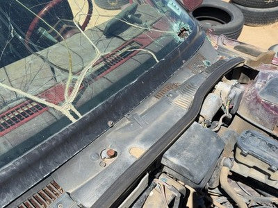 1987 Buick Park Ave Windshield Wiper Cowl Vent Trim Panel Oem Cover
