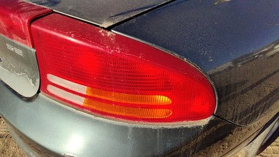 1998-2004 Dodge Intrepid Passenger Right Tail Light Brake Lamp Oem Rear