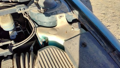 1996 Olds 88 Windshield Washer Fluid Reservoir With Pump Oem Wiper Tank