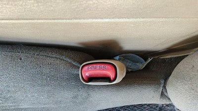 2000-2003 Dodge Durango Driver Left Front Seat Belt Buckle Receiver Oem Tan