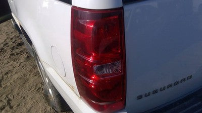 2007-2014 Chevy Suburban Driver Left Tail Light Oem Brake Lamp Rear 22837923
