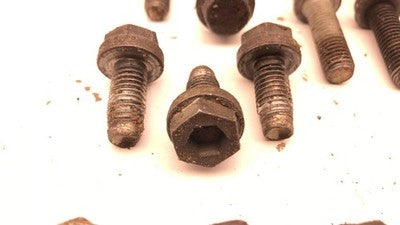 2005 Chevy Suburban 1500 4L60 Transmission Mount Bolts Oem Factory Hardware