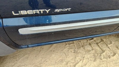2002 Jeep Liberty Driver Left Front Moulding From Door Oem Trim Strip