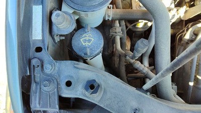 2001-2007 Ford Escape Windshield Washer Fluid Reservoir With Pump Oem Wiper Tank