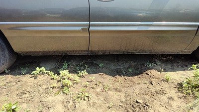 97-99 Buick Park Ave Passenger Right Lower Rocker Panel Moulding Side Skirt Oem