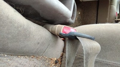 1997 Ford Escort Driver Left Front Seat Belt Buckle Receiver Oem Tan