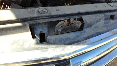 1988-1999 Chevy Silverado 1500 Hood Latch Assembly With Bracket Oem 15149285
