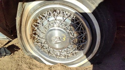 1980-1984 Deville Sedan Hub Cap Wheel Cover Oem