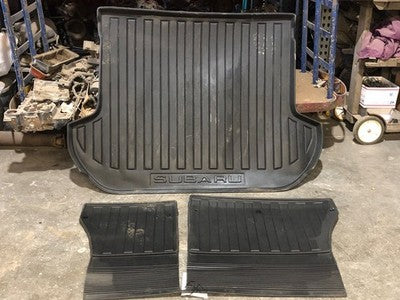 2013 Subaru Legacy Outback Complete Set Of Rear Cargo Mats Oem Rubber Trays