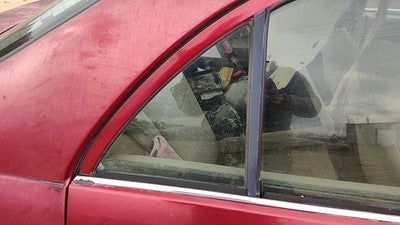 97-02 Escort Passenger Right Rear Vent Window Back Door Glass With Frame Oem