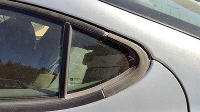 04-08 Grand Prix Driver Left Rear Vent Window Back Door Glass With Frame Oem