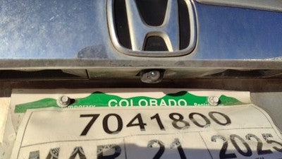 2009-2011 Honda Pilot Rear Backup Camera View With Chrome License Plate Trim Oem