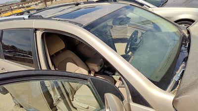 Suzuki Grand Vitara Xl-7 Passenger Right Front Moulding On A Pillar Post Gold