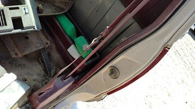 1992 Gmc Sierra 2500 Driver Left Front Seat Belt Retractor Oem Shoulder Red