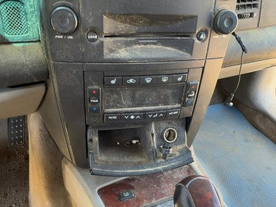 2004-2006 Cadillac Srx Trim Bezel Around Radio Surround Dash Panel Oem Gray 132