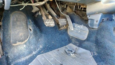 1995 Nissan Pathfinder Complete Clutch And Brake Pedal Assembly Oem