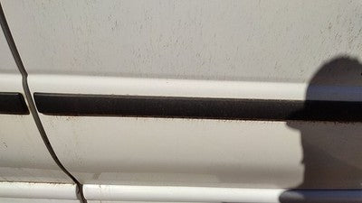 2005-2008 Chevy Uplander Passenger Right Front Moulding From Door Oem Trim Strip