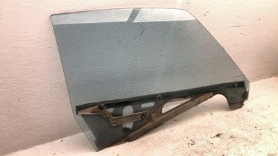 1970-1973 Nissan Datsun 240Z Passenger Right Side Window Door Glass Oem
