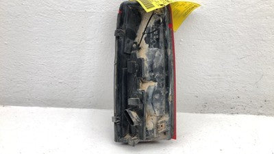 1988-00 Gmc Sierra 2500 Passenger Right Tail Light Oem Brake Lamp Rear 05976898