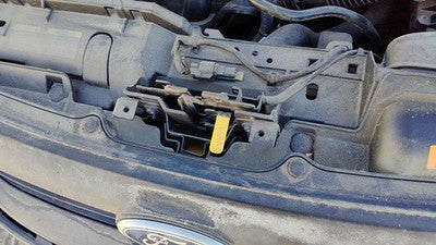 2011-2019 Ford Fiesta Hood Latch Assembly With Bracket Oem Ce8z16138c