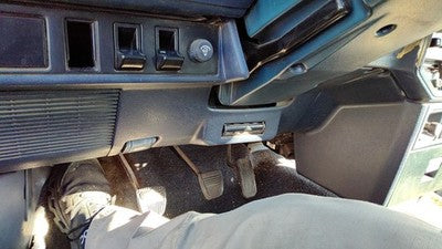 1985-1986 Toyota Camry Lower Dash Under Column Knee Bolster Trim Panel Oem Blue
