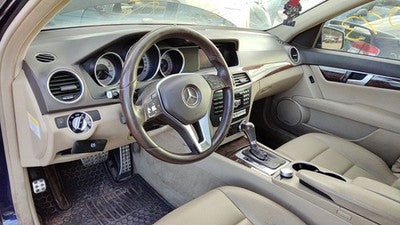 08-15 Mercedes C300 Driver Left Front Spindle Steering Knuckle With Wheel Hub
