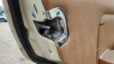 1980 Mercedes 300Td Driver Left Rear Door Latch With Rods/Cables Oem Back