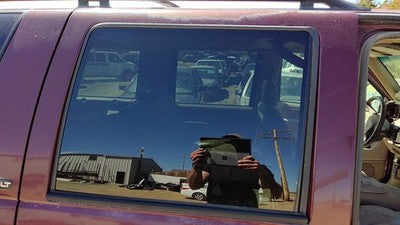 1995-00 Gmc Yukon Passenger Right Rear Side Window Door Glass Oem Back 15989988
