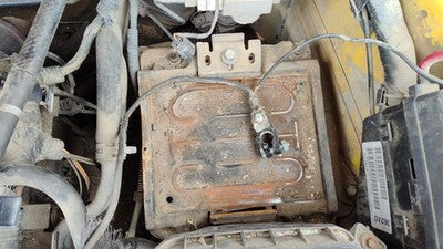 2000-2005 Dodge Neon Complete Battery Box Mount Tray With Hold Down Oem 2.0L