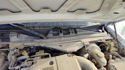 2005 Ford Crown Vic Windshield Wiper Cowl Vent Trim Panel Oem Cover