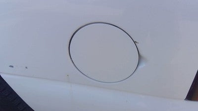 2000-2006 Chevy Suburban Fuel Tank Door With Hinge Gas Lid Oem Filler White 50U