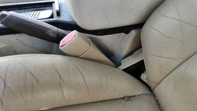 07-08 Grand Vitara Xl-7 Driver Left Front Seat Belt Buckle Receiver Oem Tan