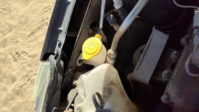 2008-2011 Ford Focus Windshield Washer Fluid Reservoir With Pump Oem Wiper Tank